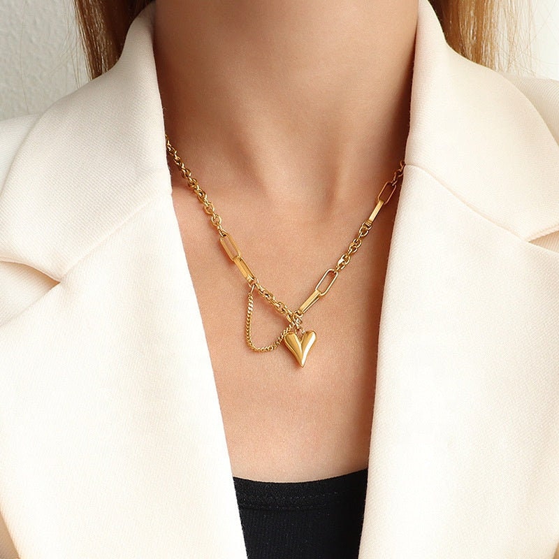AUNE Heart Charm Paperclip Chain Necklace, Gold Link Dangle Choker, Dainty Layered Jewelry, Vintage Unique Designer, Wedding Gift For Her