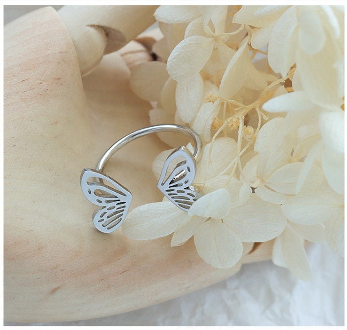 EMILIA Butterfly Ring, Stackable Ringlet, Open Band Thin Ring, Layered Midi Unique Detail Decor, Gold Designer Jewelry, Promise Gift for Her