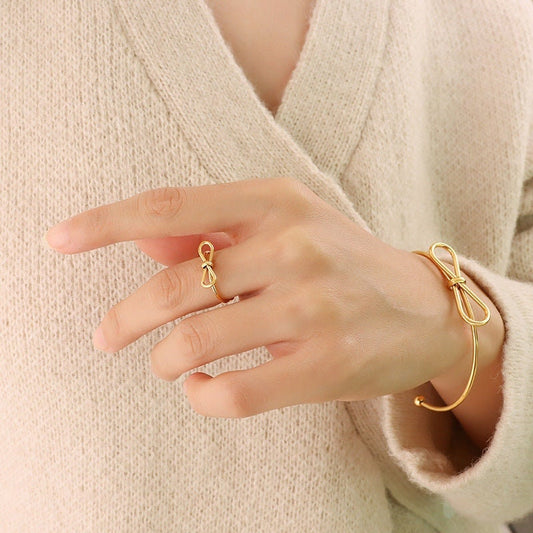 JAKKI Kawaii Bow Ring ∙ Gold Tie The Knot Bracelet ∙ Simple Thin Jewelry ∙ Wedding Bridesmaid Gift For Her Girl Kid Mother Daughter